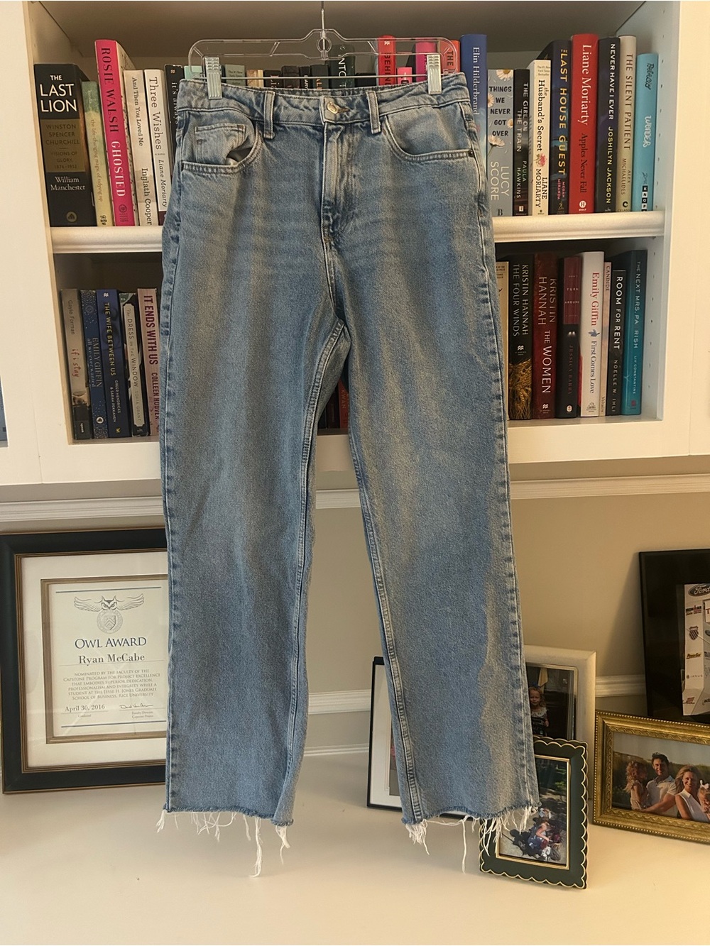 Zara Light Blue Women’s Straight-Leg Jeans - Size 6